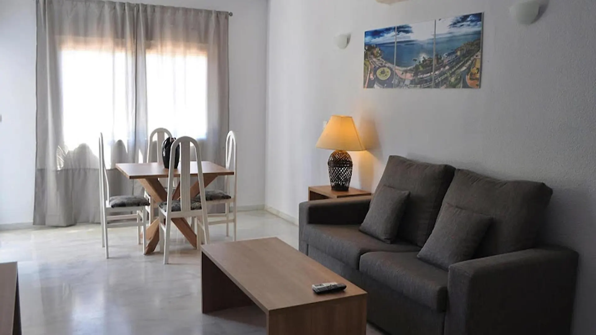 Pleasant Apartment In Benalmadena Near Playa Beach