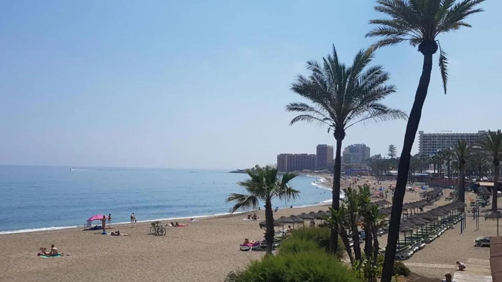 Pleasant Apartment In Benalmadena Near Playa Beach